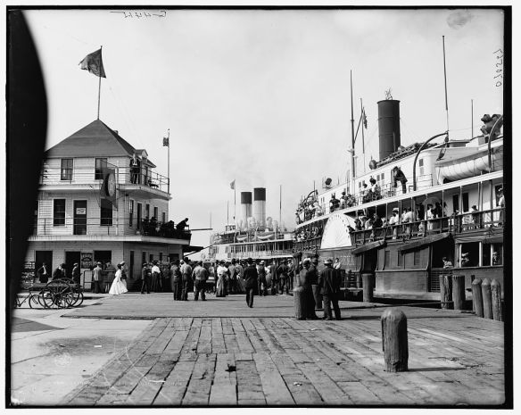 Port Huron, pier with steamers, c 1908